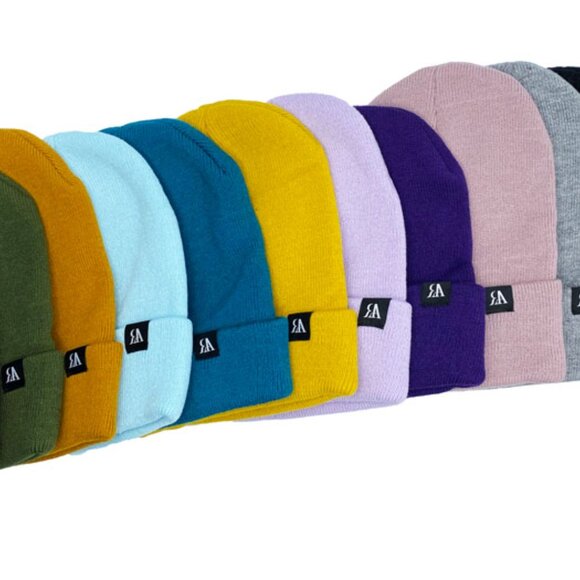 Army Green Simple Beanie / Tuque - Picture 2 of 3